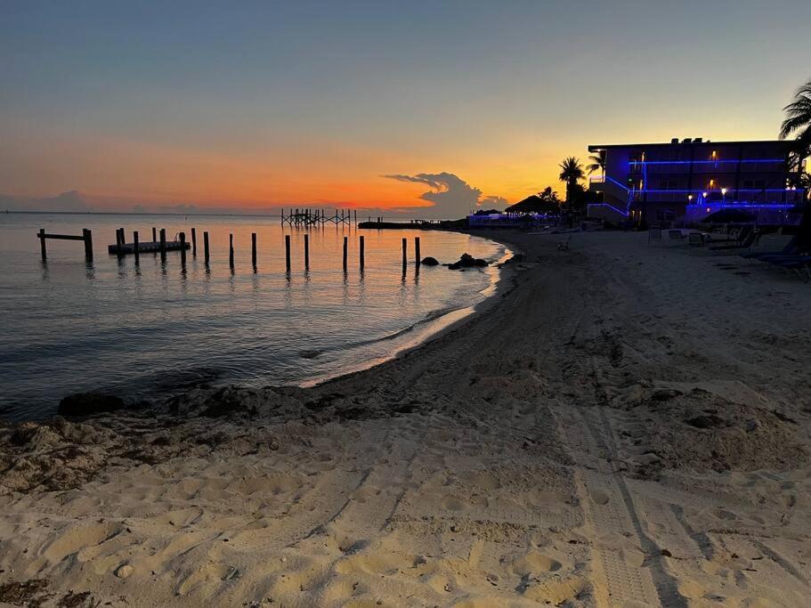 Your Happy Place On The Beach! Key Colony Beach Dış mekan fotoğraf